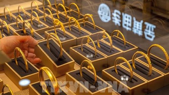 Biến động mạnh trên thị trường tài chính toàn cầu khi căng thẳng Trung Đông leo thang