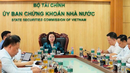 Chủ tịch UBCKNN: Thị trường chứng khoán Việt Nam tăng trưởng ổn định