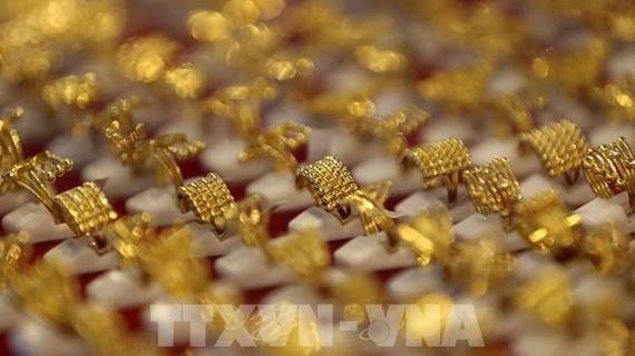 Trung Quốc gom vàng 20 tháng liên tiếp