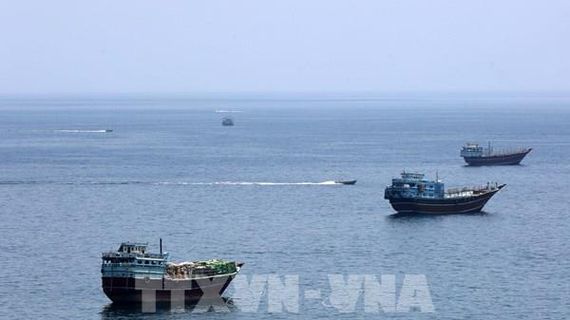 Mỹ nối lại hoạt động quân sự nhằm vào Iran, giá dầu tăng hơn 3%