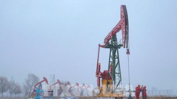 Giá dầu thế giới cao nhất trong hơn hai tuần sau khi Mỹ tiến hành hoạt động quân sự mới nhằm vào Iran