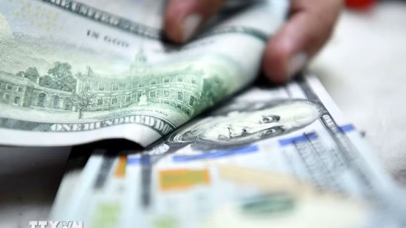 Đồng USD dao động quanh mức đáy 2 tháng