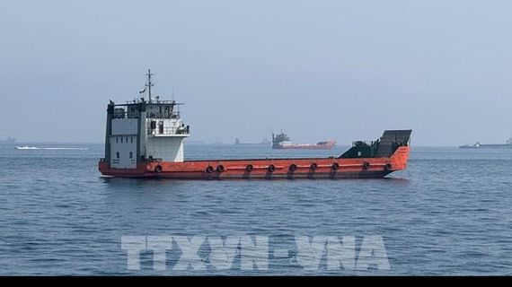 Căng thẳng về kiểm soát eo biển Hormuz: Đàm phán chưa có lối thoát