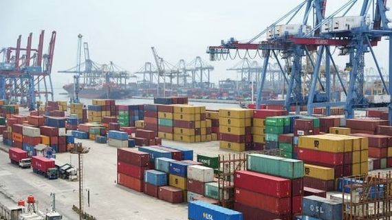 Mỹ áp mức thuế đối ứng 10% đối với hàng hóa Indonesia