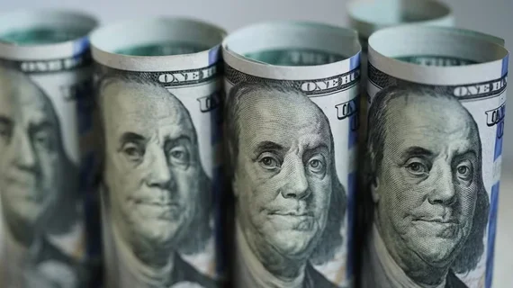 Đồng USD chạm mức thấp nhất kể từ tháng Năm