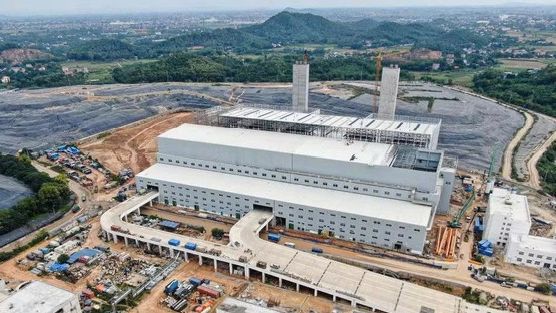 EVN dự kiến giá trần điện rác năm 2026 ở mức 2.378,39 đồng/kWh, thấp hơn 7,64% so với năm 2025