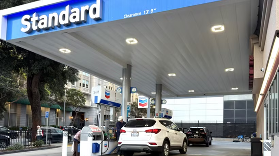 Dự trữ dầu diesel của Mỹ xuống mức thấp kỷ lục ngay trước mùa cao điểm