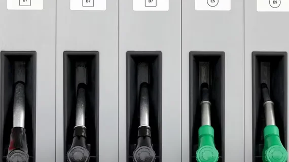 Chi phí năng lượng toàn cầu tăng 330 tỷ USD do cuộc khủng hoảng Trung Đông