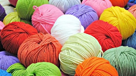 Uniqlo giảm dư nợ, May Việt Tiến báo lãi kỷ lục
