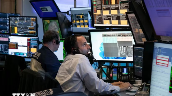 Dow Jones đạt đỉnh mới nhờ diễn biến tích cực tại Trung Đông