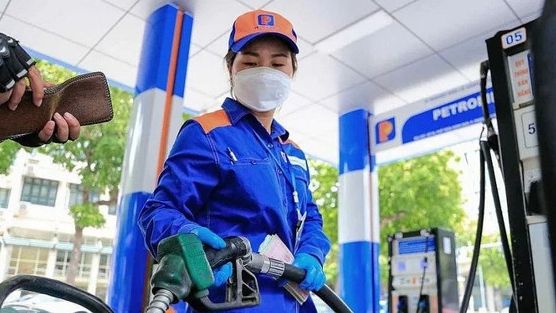 Giá xăng dầu hôm nay 10/9: E5 RON 92 tăng đến 1.260 đồng/lít