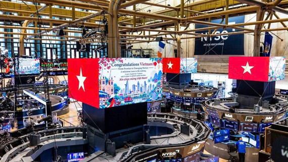 Khoảnh khắc Việt Nam giữa New York trong tuần thị trường được nâng hạng