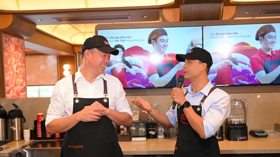 Sau thương vụ 2.300 tỷ đồng, quyền kiểm soát Highlands Coffee có ý nghĩa gì với ông David Thái và đội ngũ quản lý Việt Nam?
