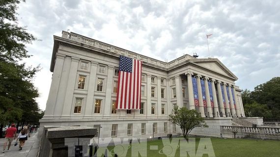 Mỹ phát hành đồng xu 1 USD mang hình Tổng thống Donald Trump