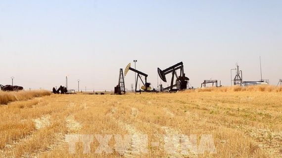 Giá dầu thô giảm hơn 2% trước triển vọng phục hồi nguồn cung từ Trung Đông