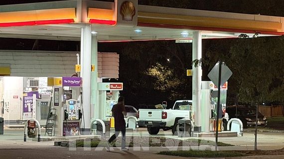 Giá dầu diesel tại Mỹ chạm đỉnh lịch sử do xung đột toàn cầu