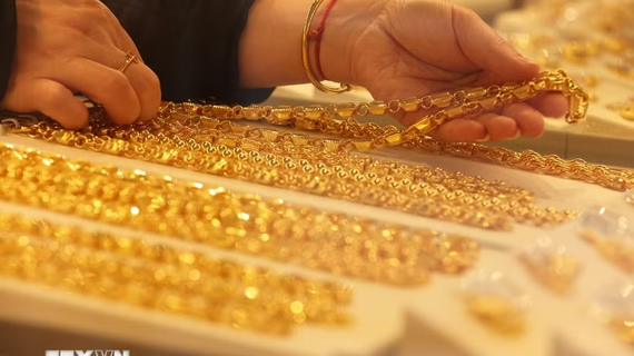 Triển vọng Fed tăng lãi suất gây sức ép lên giá vàng châu Á