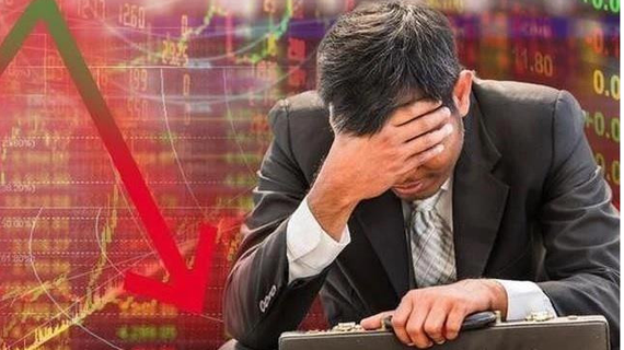 Phiên 8/9: Khối ngoại bán tiếp đà bán ròng, 