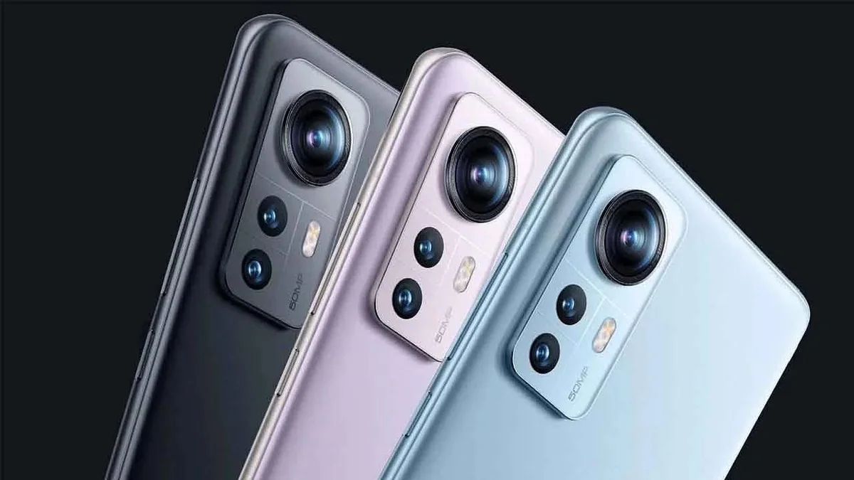 nhung-smartphone-len-ke-o-thi-truong-viet-nam-trong-thang-10-20221004214608-6044.jpg