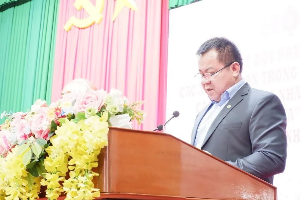 niem-vui-nhan-doi-voi-ba-con-ngheo-tinh-vinh-long-nhan-dip-ky-niem-100-nam-ngay-sinh-co-thu-tuong-vo-van-kiet-20221121184131-7680.jpg