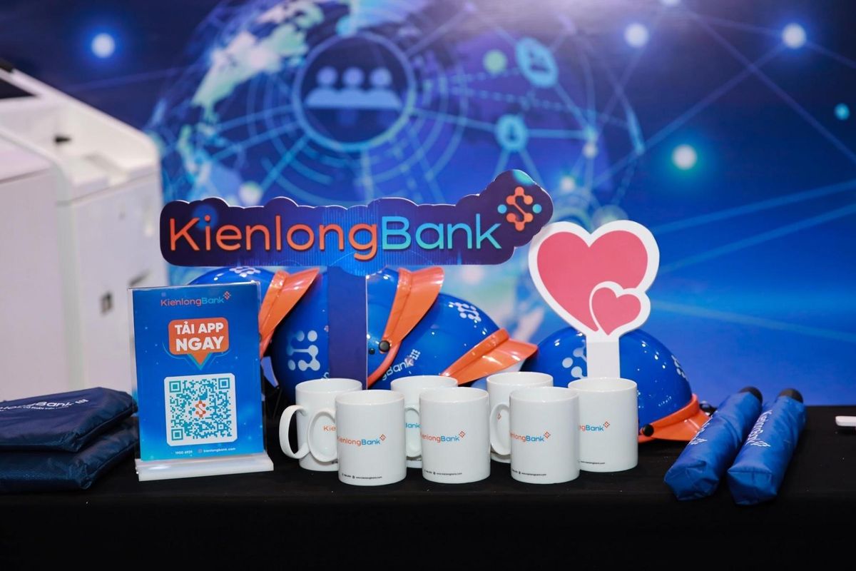 bung-no-uu-dai-len-toi-30-ty-dong-cung-lai-suat-hap-dan-96-tai-kienlongbank-20221125101415-4773.jpg