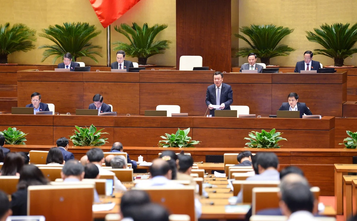 cac-dai-bieu-lo-ngai-ve-tinh-trang-khan-hiem-va-ban-han-che-xang-20221105115125.jpg?rt=20221105115131