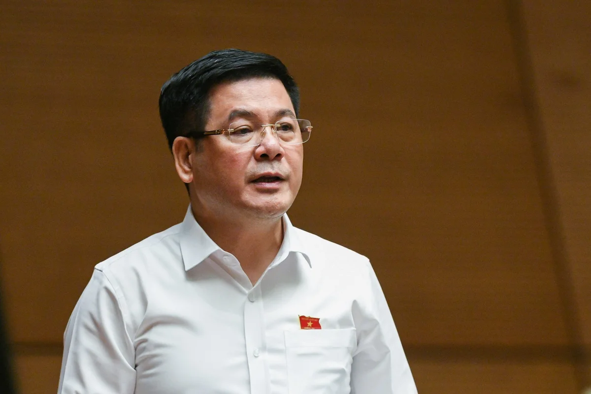 cac-dai-bieu-lo-ngai-ve-tinh-trang-khan-hiem-va-ban-han-che-xang-20221105115330.jpg?rt=20221105115337