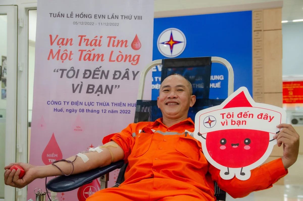 anh-nguyen-huu-bao-tuan-cong-nhan-dien-luc-bac-song-huong-cong-ty-dien-luc-thua-thien-hue20221214142035.jpg?rt=20221214142240
