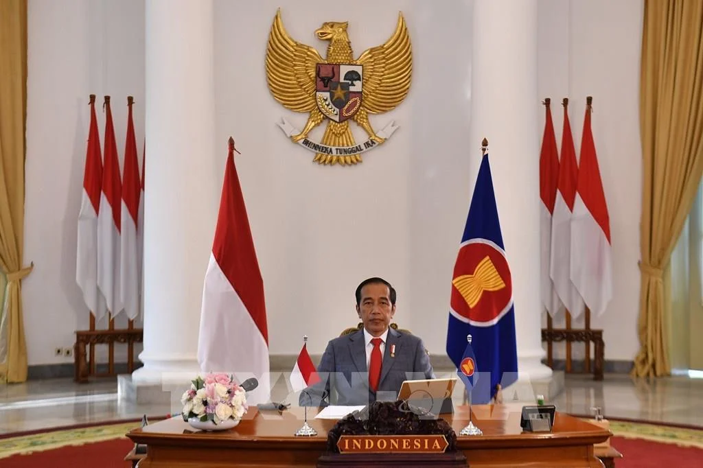 130023-indonesia-tong-thong-joko-widodo-se-giai-the-18-co-quan-to-chuc-nha-nuoc-4908.jpg
