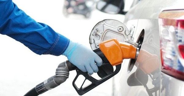 Giá xăng giảm nhẹ trong kỳ điều chỉnh cuối cùng của năm 2023