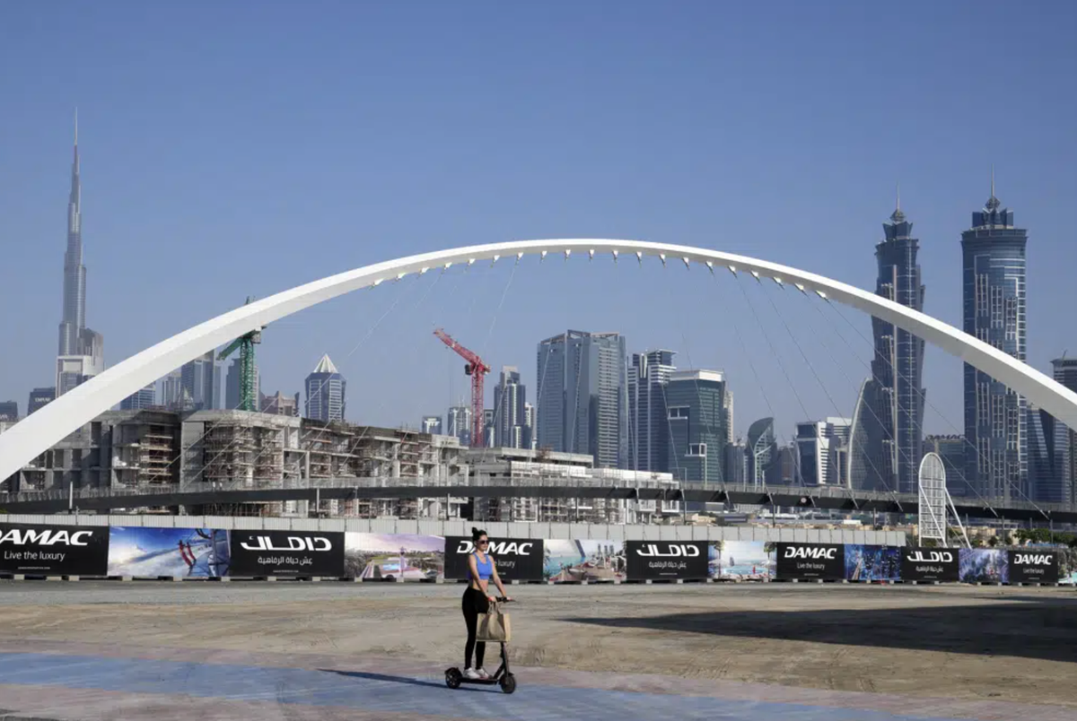dubai-1-1883.png