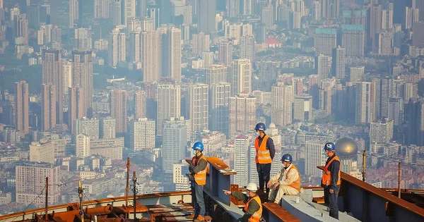 VARs: Sự "thất bại" của chính sách "Ba lằn ranh đỏ" tại Trung Quốc và bài học kinh nghiệm cho Việt Nam