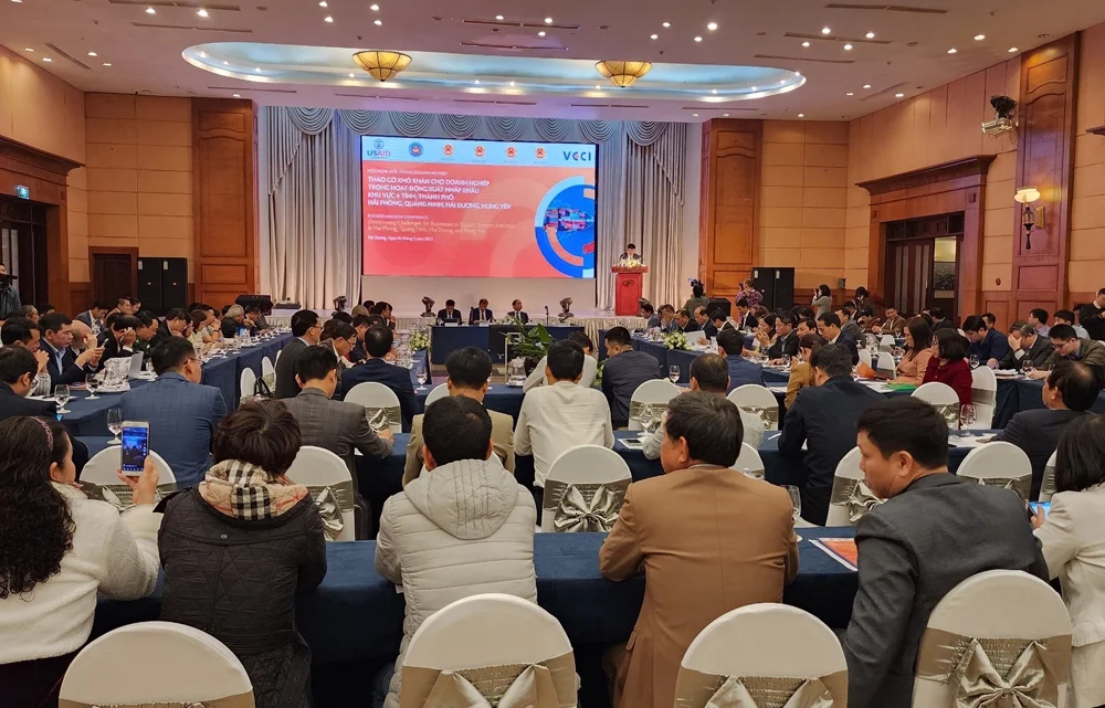 Doanh nghiệp xuất khẩu vẫn phải đối mặt với nhiều khó khăn về thủ tục hành chính