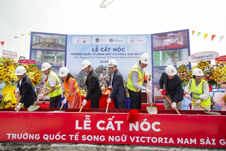 hinh-anh-thuc-hien-nghi-thuc-le-cat-noc-1681534398758649035018-5392.jpg