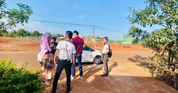 Vì sao người Việt "cuồng mua" bất động sản?