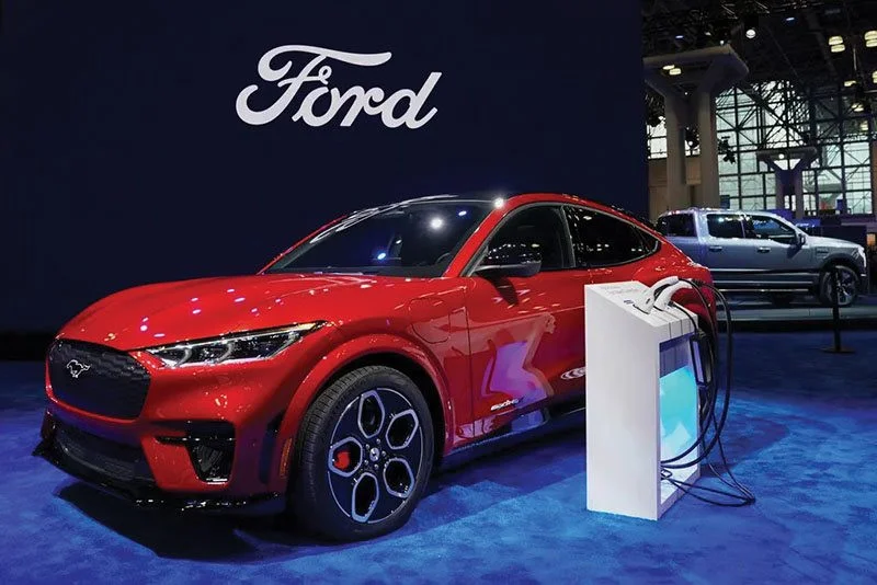 ford-mustand-mach-e-2080.jpg
