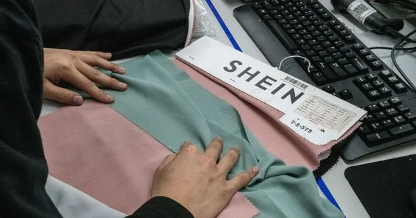 Thế khó của vua thời trang nhanh mới nổi Shein: Cố rũ bỏ mác "công ty Trung Quốc" nhưng vẫn khiến phương Tây "nóng mắt"