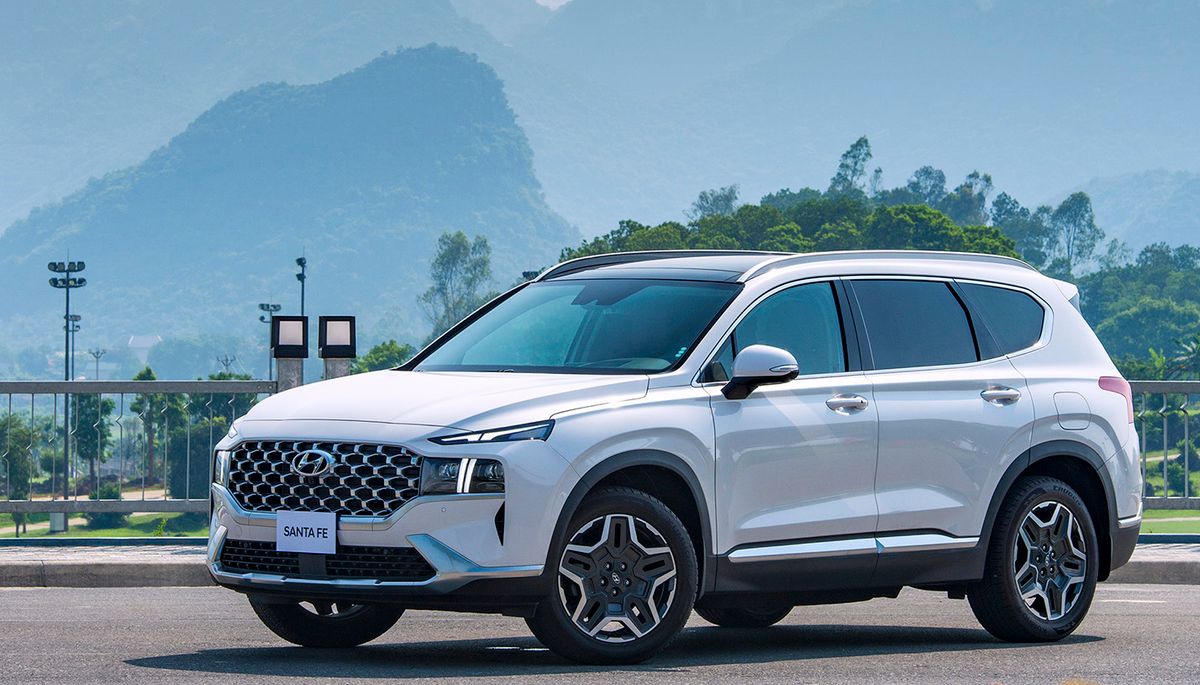Hyundai Santa Fe Hybrid