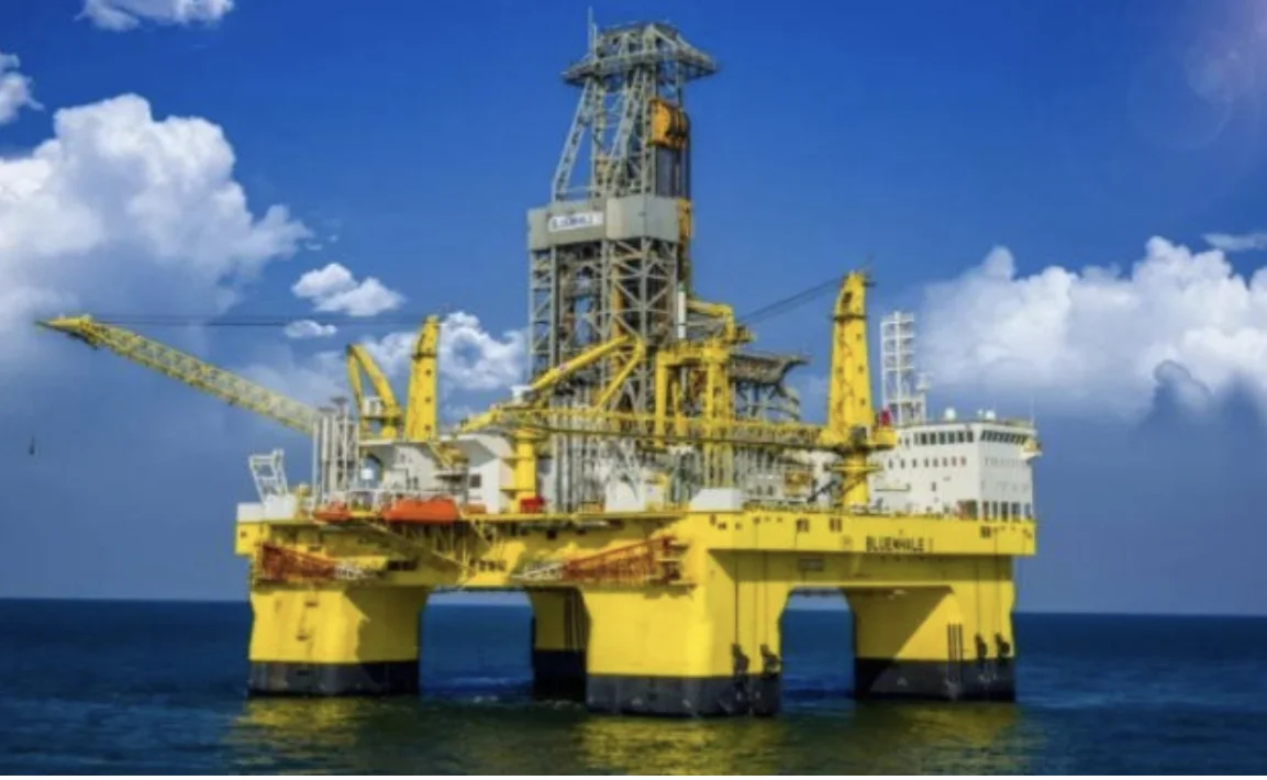 Trung Quốc xây dựng giàn khoan “khủng” nhất thế giới, khoan sâu 15.000m, hút 14 triệu tấn dầu/ngày
