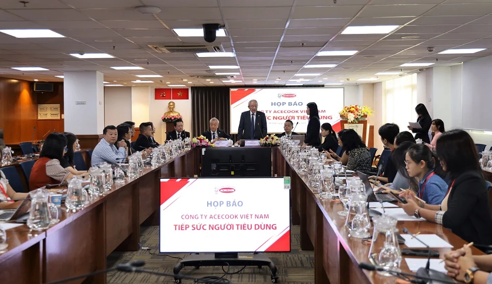 Họp báo công bố chương trình "Tiếp sức người tiêu dùng”