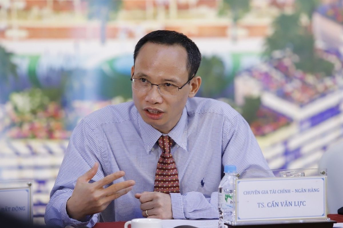 TS. Cấn Văn Lực, Chuyên gia Kinh tế trưởng BIDV và Thành viên Hội đồng Tư vấn Chính sách Tài chính - Tiền tệ Quốc gia.