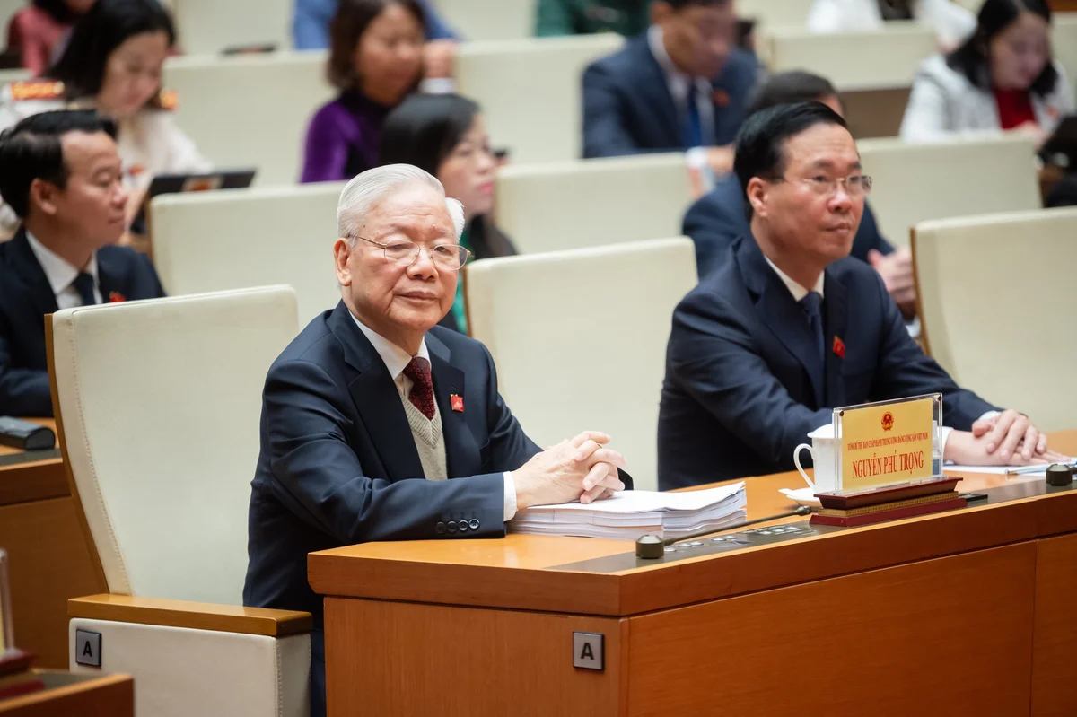 tong-bi-thu-1311-9243.jpg