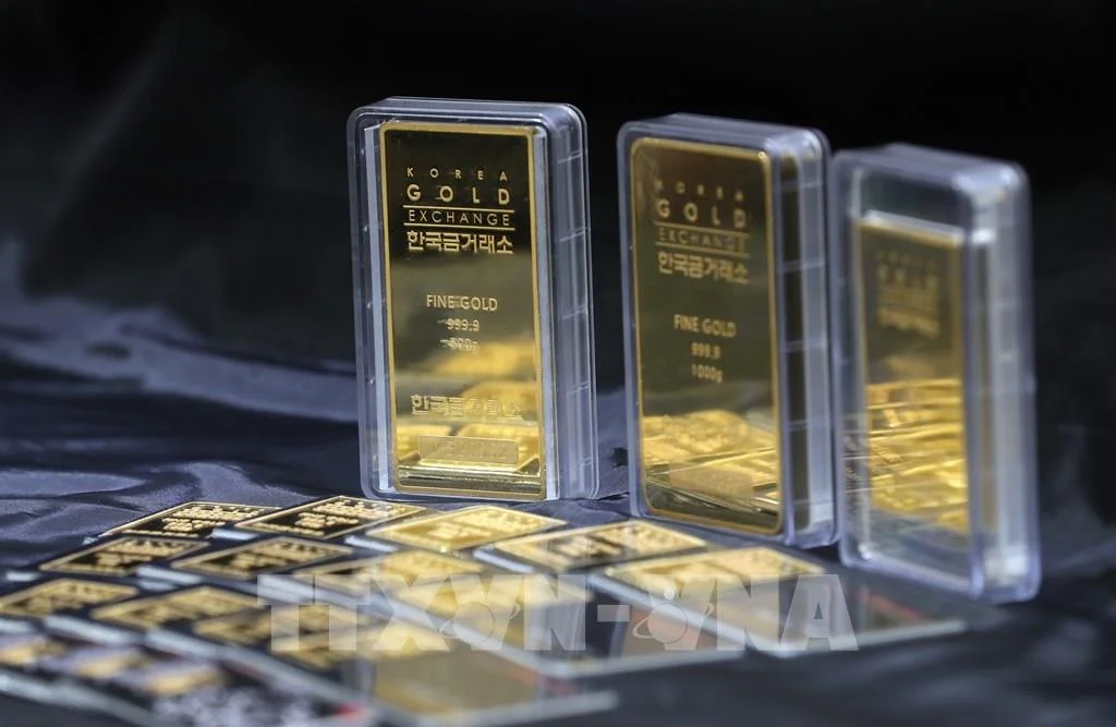 113103-gia-vang-da-vuot-nguong-1-600-usd-ounce.jpg