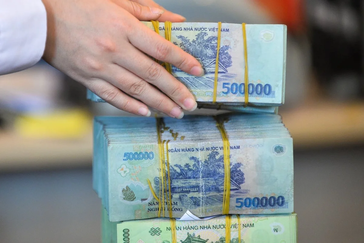 Ngân hàng nào hút nhiều tiền gửi khách hàng nhất sau 9 tháng?