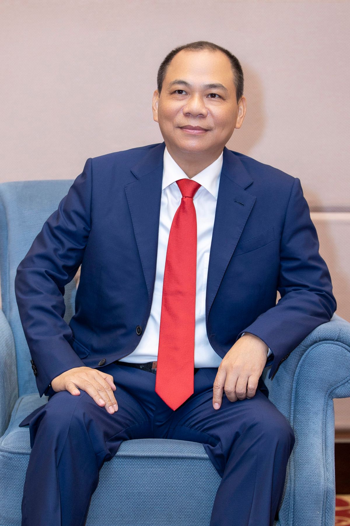 ong-pham-nhat-vuong-6685-5276.jpg