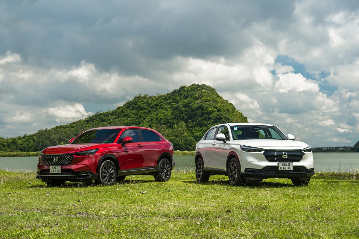 hr-v-9672-678.jpg