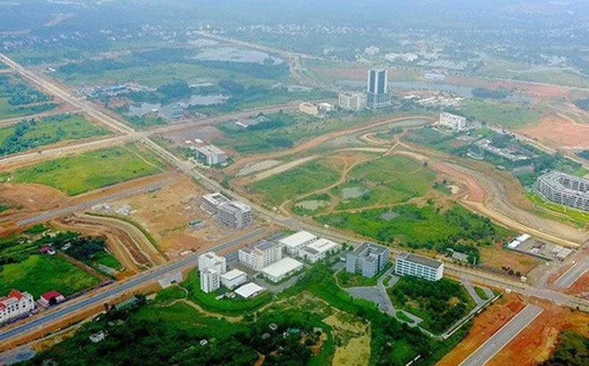 Đất nền rục rịch ấm lên?