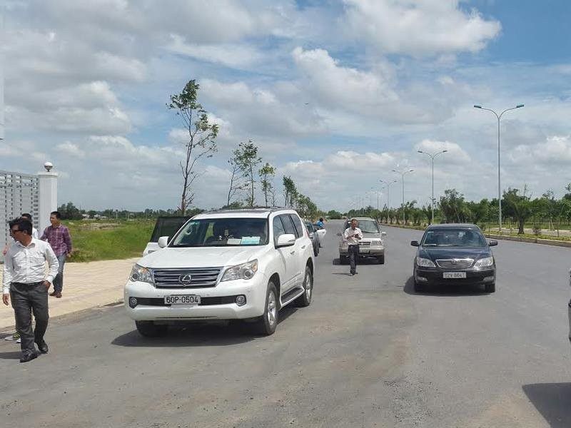 Đất nền chưa kịp ấm môi giới đã muốn "lướt" chênh!