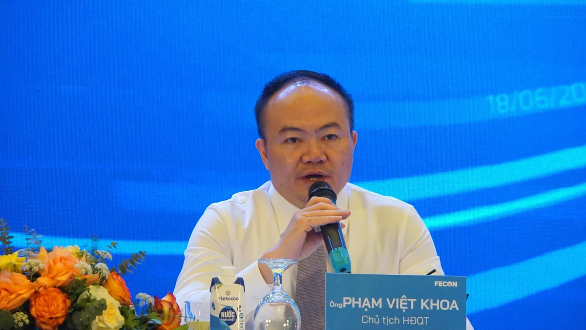 ong-khoa-5092-2600.jpg