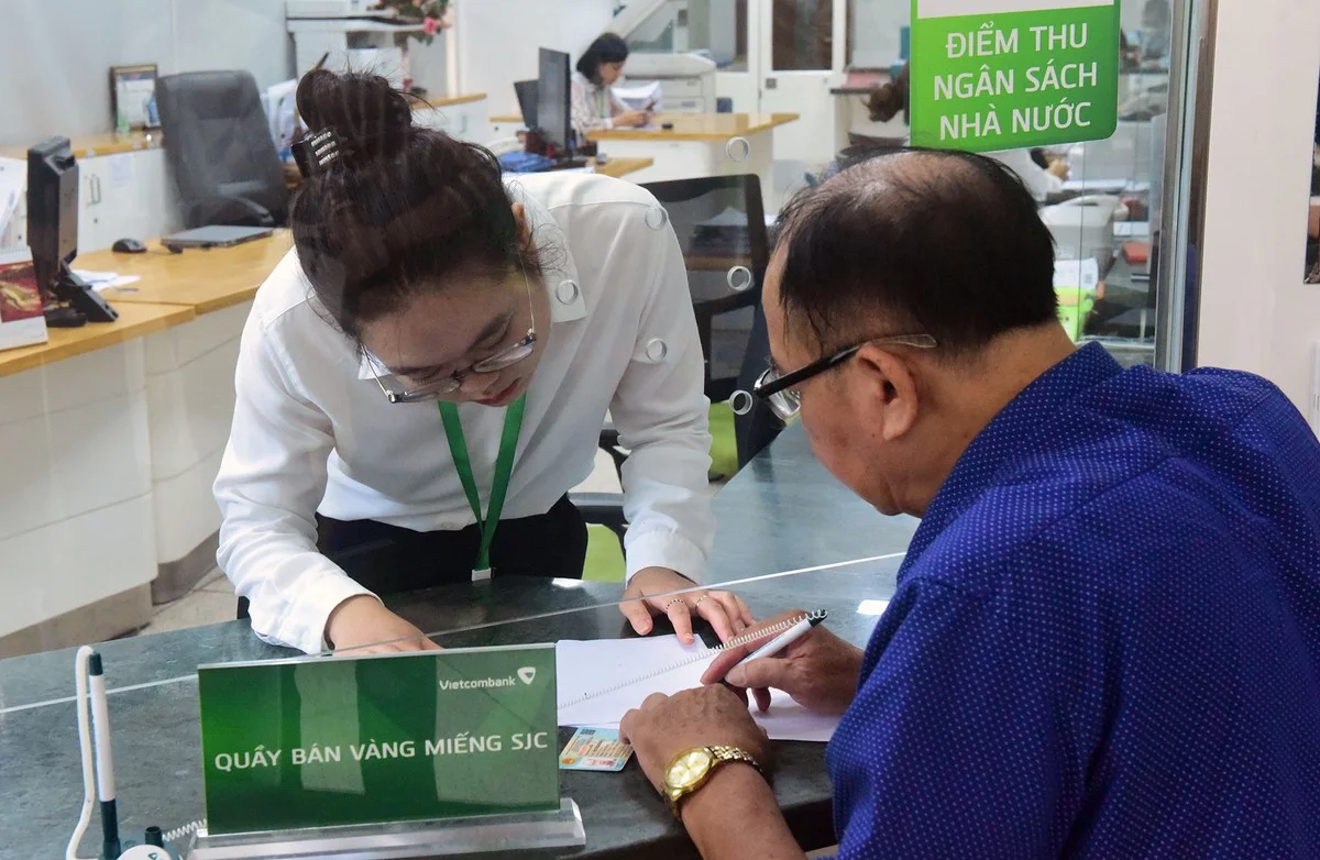 Vietcombank chỉ bán vàng miếng SJC cho khách hàng có tài khoản tại ngân hàng